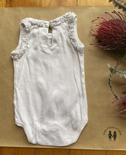 Load image into Gallery viewer, Purebaby Girl Size 000 White Singlet Bodysuit Red Birds Ruffles GUC
