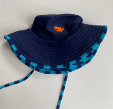 Load image into Gallery viewer, Ollie&#39;s Place baby boy size 3-6 months blue swim sun hat, VGUC
