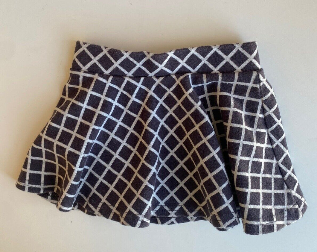 Target kids girls toddler size 2 grey white check elastic waist skirt, VGUC