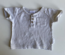 Load image into Gallery viewer, Aster &amp; Oak baby size 6-12 months grey short sleeve t-shirt top pocket, VGUC
