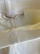 Load image into Gallery viewer, Tiny Trove baby size 0-3 months cream ribbed leggings pants, EUC
