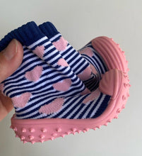 Load image into Gallery viewer, Unbranded baby girl size 19 blue pink hearts sock shoes, EUC
