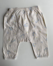 Load image into Gallery viewer, Tartine et Chocolat baby size 0-3 months white leggings pants blue lions, GUC
