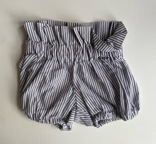 Load image into Gallery viewer, Unbranded baby girl size 0-3 months grey white stripe bloomers shorts, VGUC
