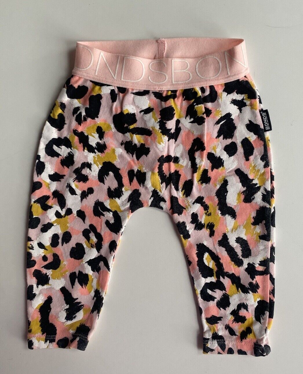 Bonds baby size 0-3 months pink leopard print leaves stretch leggings pants VGUC