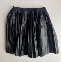 Load image into Gallery viewer, H&amp;M kids girls size 9-10 black pleated faux leather skirt, VGUC
