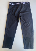 Load image into Gallery viewer, Nike Pro kids girls size L 12-13 black leggings activewear pants 3/4 length VGUC
