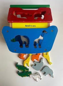 Unbranded wooden Noah's Ark kids toy animals, GUC