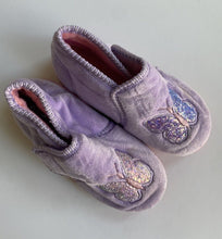 Load image into Gallery viewer, Ciao kids girls toddler size 6 purple fluffy slippers shoes butterflies, GUC
