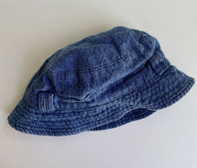 Load image into Gallery viewer, Pumpkin Patch baby size XS head circumference 47cms blue denim sun hat, VGUC
