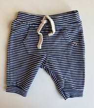 Load image into Gallery viewer, 46210469
