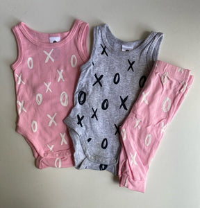 Dymples baby girl size 0-3 months pink grey tops leggings bundle, VGUC