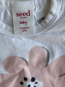 Seed baby girl size newborn white t-shirt bodysuit pink flower, VGUC