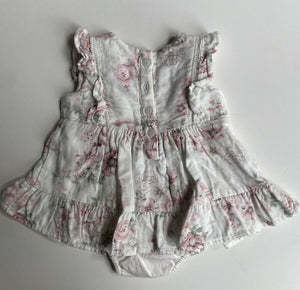 Bebe by Minihaha baby girl size 0-3 months white pink floral dress, VGUC