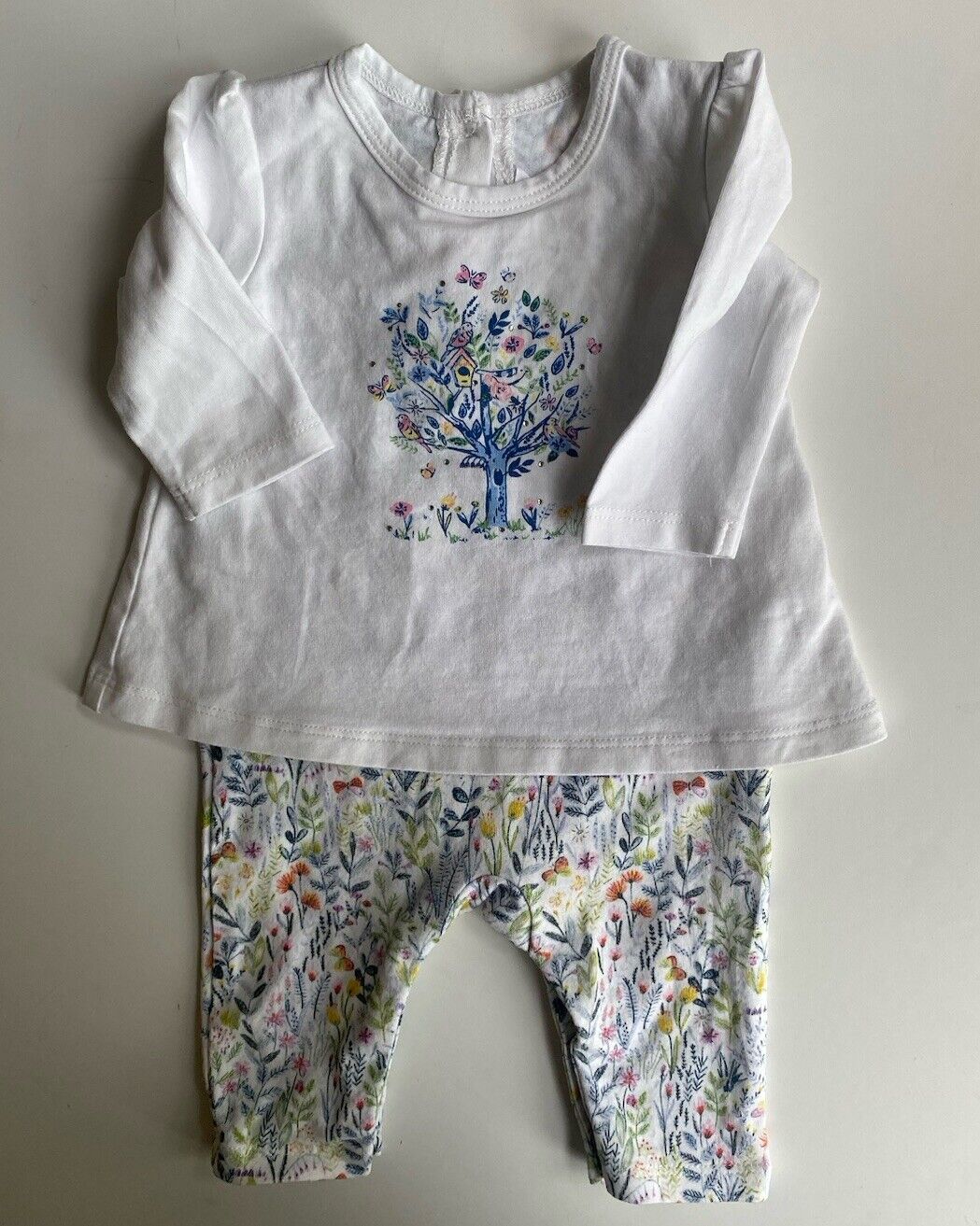 Bebe by Minihaha baby girl size newborn white floral one-piece birds, VGUC