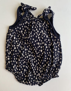 Anko baby girl size 0-3 months navy blue white hearts romper one-piece, VGUC