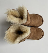 Load image into Gallery viewer, UGG Auzland Sheepskin kids size AU 5/6 brown slippers boots buttons, VGUC
