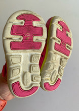 Load image into Gallery viewer, Stride Rite Made 2 Play kids girls size US 6 pink multi purpose shoes, GUC
