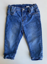 Load image into Gallery viewer, H&amp;M baby girl size 9-12 months blue denim pull on jeans pants, VGUC
