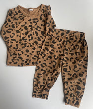 Load image into Gallery viewer, Unbranded baby size 73 approx. 6-9 months brown leopard print top pants set VGUC
