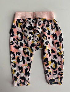 Bonds baby size 0-3 months pink leopard print leaves stretch leggings pants VGUC