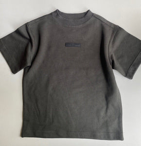 Zara kids unisex size 6 dark grey short sleeve top t-shirt, EUC