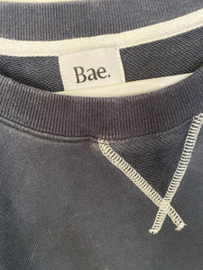 Bae the Label women's size XS maternity navy blue cropped jumper, VGUC