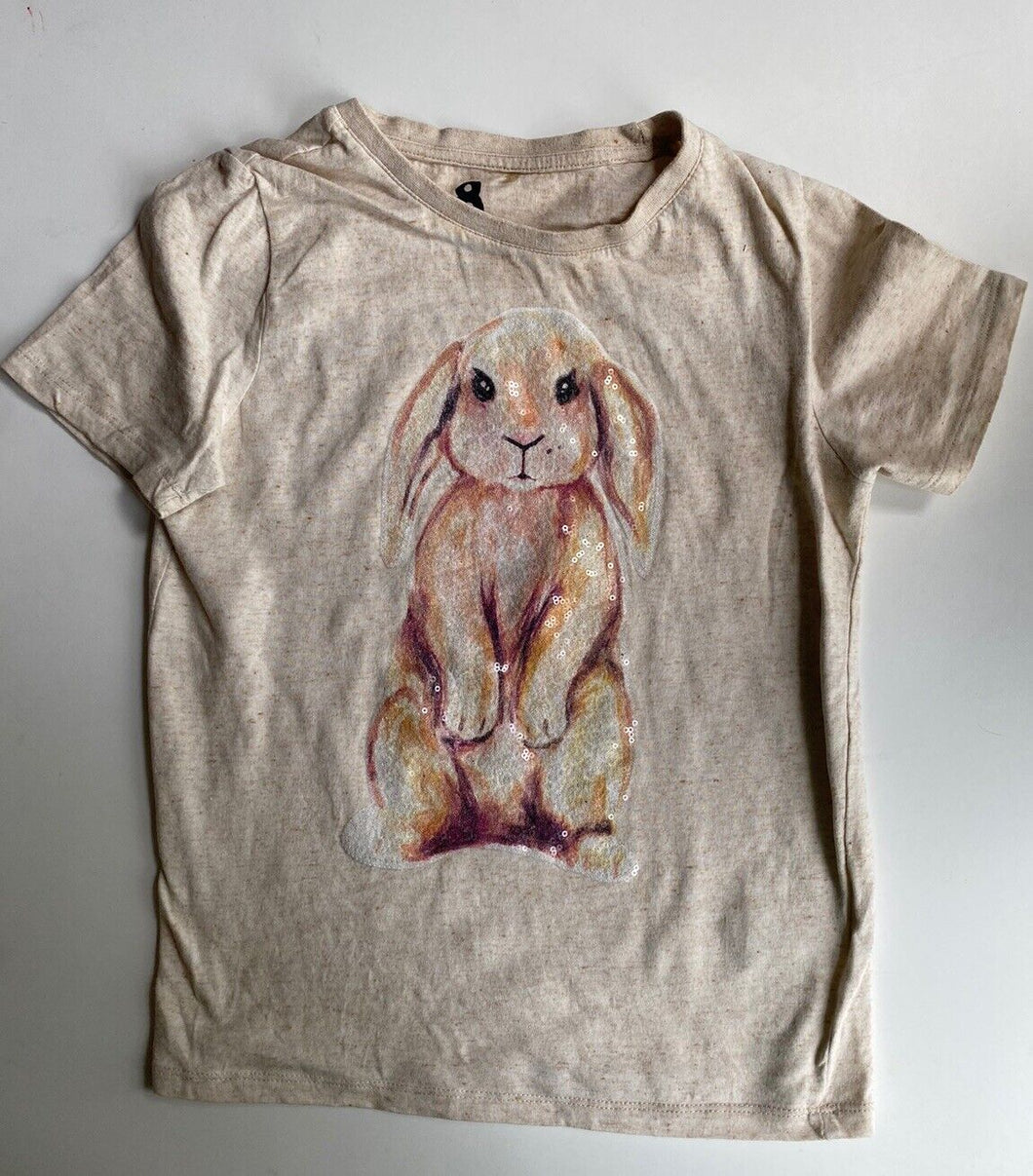 Cotton On Kids girls size 8 beige marle sequin bunny t-shirt, VGUC