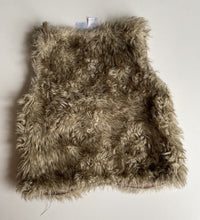 Load image into Gallery viewer, H&amp;T kids girls toddler size 3 brown fluffy faux fur vest jacket, VGUC
