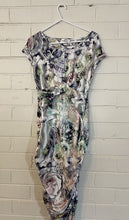 Load image into Gallery viewer, Ripe Women&#39;s size S maternity green pink floral fitted dress, VGUC
