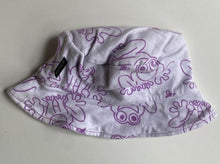 Load image into Gallery viewer, Bonds baby size 0-6 months white purple frogs sun hat, GUC
