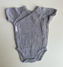 Load image into Gallery viewer, Bonds baby size 0-3 months grey wrap bodysuit top, VGUC
