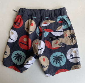 Vissla kids boys size 4 grey red patterned surf swim shorts, VGUC