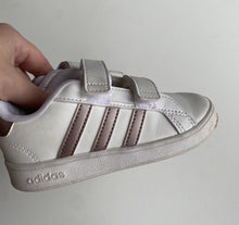 Load image into Gallery viewer, Adidas kids girls size UK 9/EUR 26 white purple metallic stripes sneakers, VGUC
