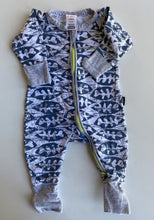 Load image into Gallery viewer, Bonds baby size 0-3 months zippy wondersuit blue white patterned, VGUC
