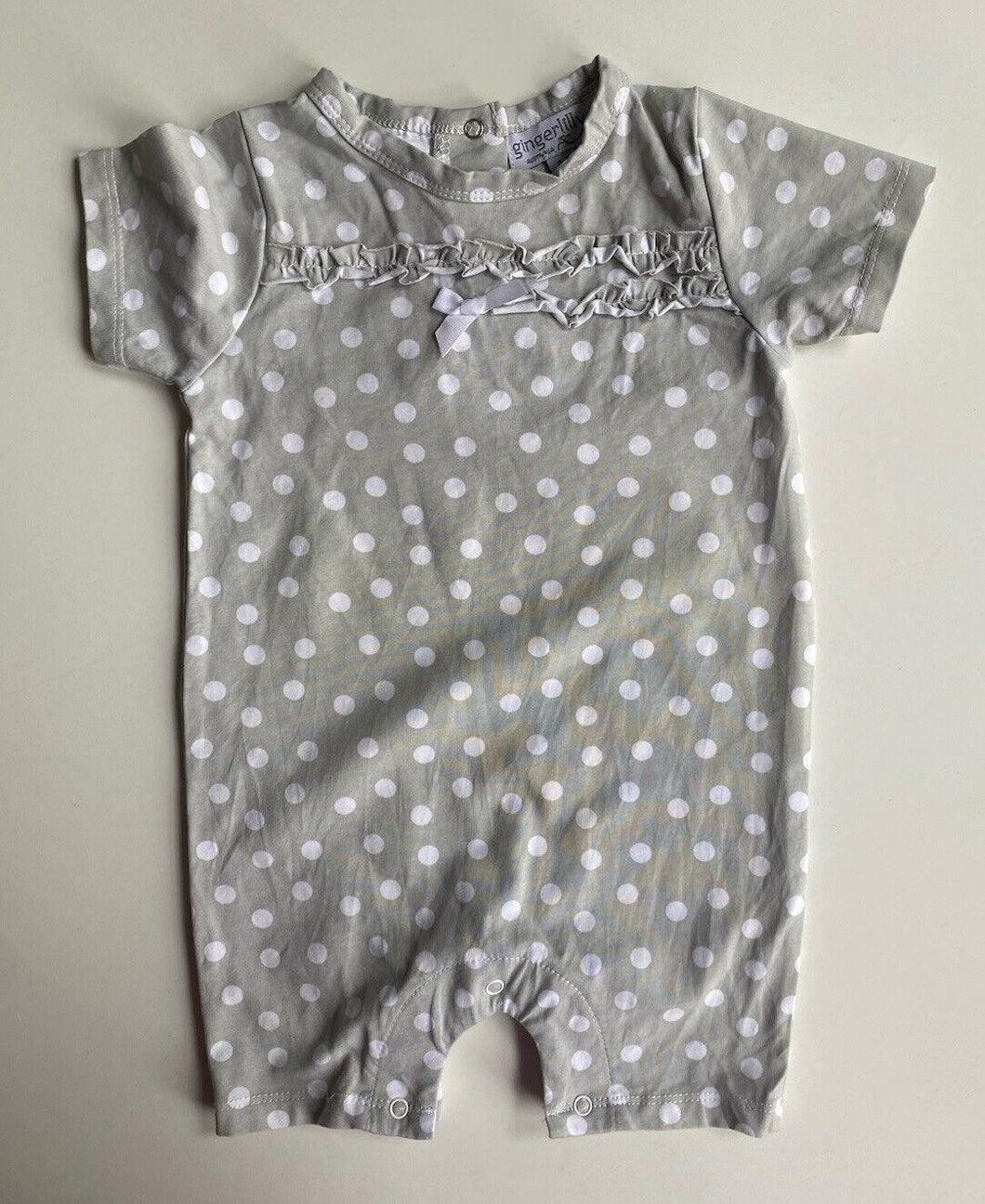 Gingerlilly baby girl size 3-6 months grey white spotted romper one-piece, VGUC