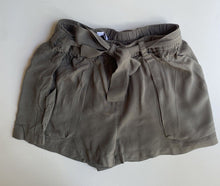 Load image into Gallery viewer, Witchery Kids girls size 10 olive green belted shorts, VGUC
