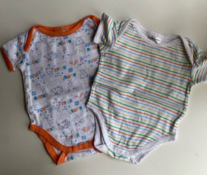 Target baby size 0-3 months x2 bodysuit tops white orange stripe animals, VGUC