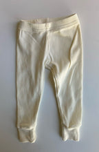 Load image into Gallery viewer, Tiny Trove baby size 0-3 months cream ribbed leggings pants, EUC
