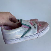 Load image into Gallery viewer, KID girls size 11 white pink pull on sneaker shoes unicorns sparkle, VGUC
