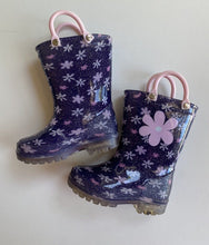 Load image into Gallery viewer, Ciao kids girls size EUR 21 purple floral glitter gumboots, VGUC
