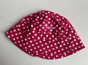 Osh Kosh B'gosh baby girl size XS (approx. newborn) pink white spotted hat, VGUC