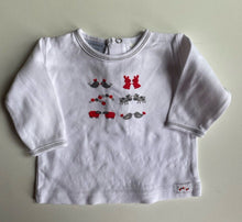 Load image into Gallery viewer, Papoose Layette baby size 0-3 months white long sleeve top farm animals, VGUC
