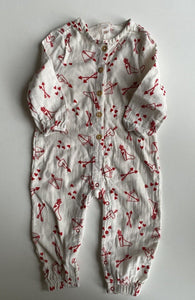 Cat & Jack baby girl size 9-12 months white red hearts cupid one-piece, VGUC