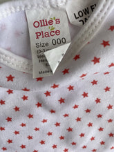 Load image into Gallery viewer, Ollie&#39;s Place baby size 0-3 months white red stars short sleeve bodysuit, VGUC
