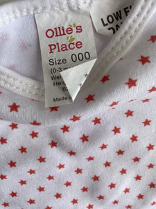 Ollie's Place baby size 0-3 months white red stars short sleeve bodysuit, VGUC