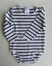 Load image into Gallery viewer, Bonds baby size 0-3 months black white stripe long sleeve bodysuit top, VGUC
