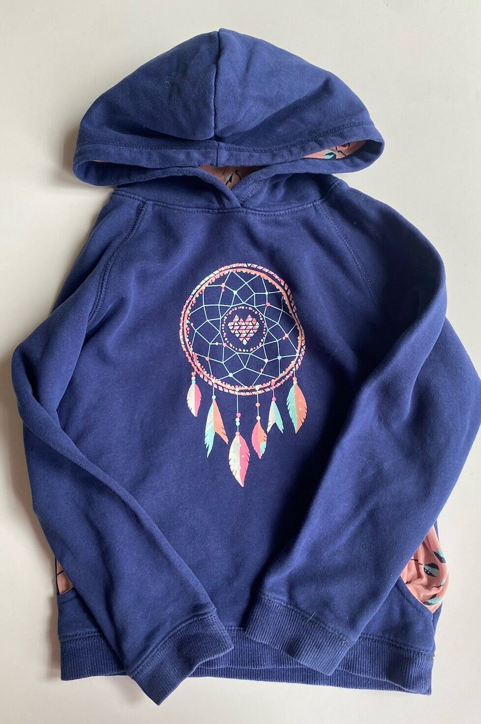 Target kids girls size 6 navy blue pink dreamcatcher hooded jumper, GUC