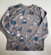 Load image into Gallery viewer, Next kids boys size 6-7 years grey long sleeve t-shirt space rockets, GUC
