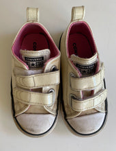 Load image into Gallery viewer, Converse kids girls size US 7/EUR 23 white glitter patent leather sneakers, GUC
